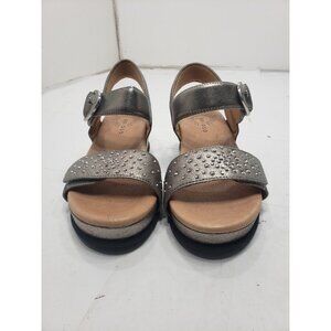 BRIOSO Size 6M Gold Women's" Huntley Three" Wedge Sandals with Rhinestones